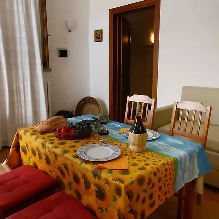 Casa Il Giglio Alloggio per agriturismo *